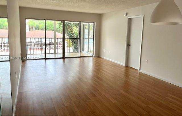 3920 Inverrary Blvd # 204C, Lauderhill FL 33319