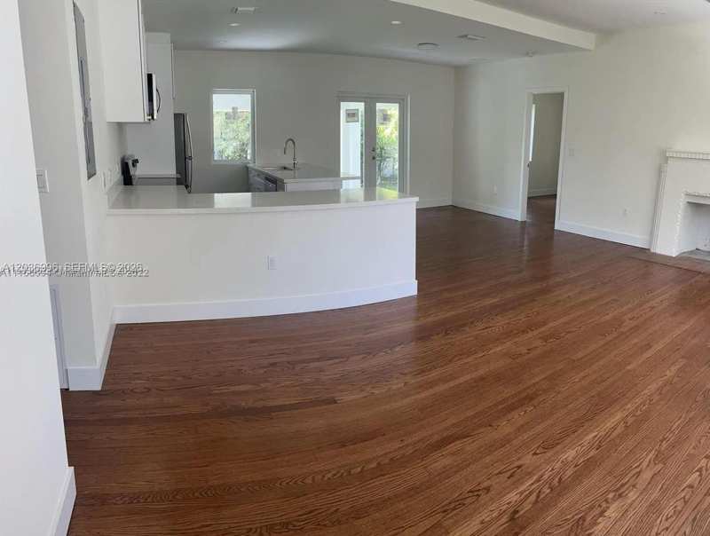 2250 SW 21 St, Miami FL 33145