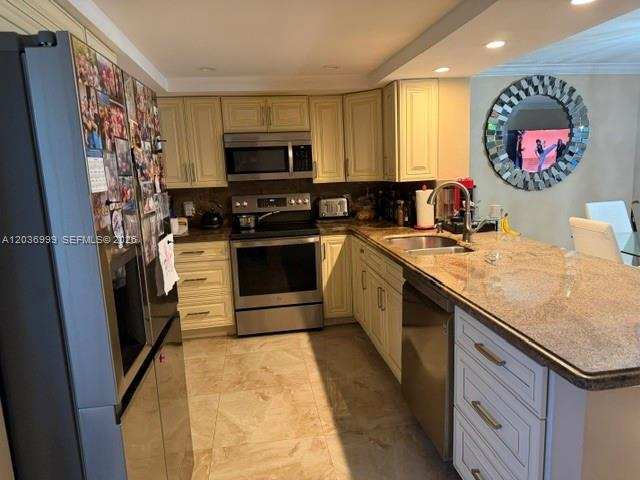 101 SE 3rd Ave # 506, Dania Beach FL 33004