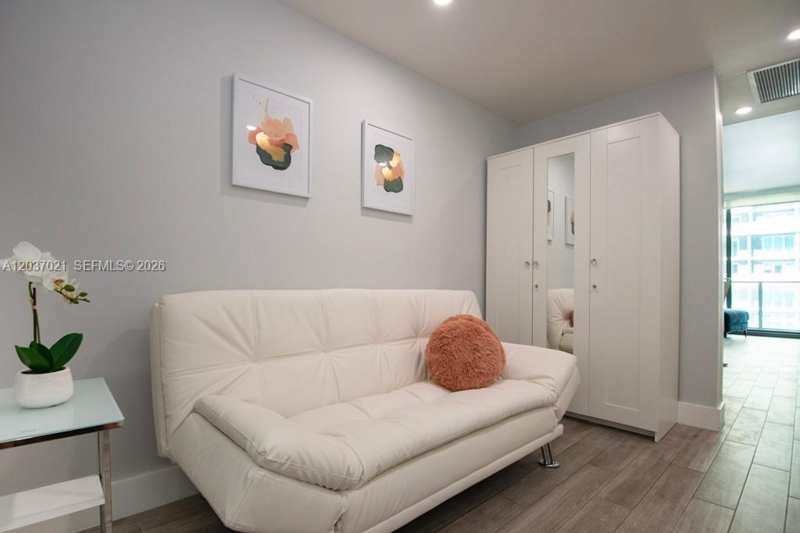 1300 S Miami Avenue # 3908, Miami FL 33130