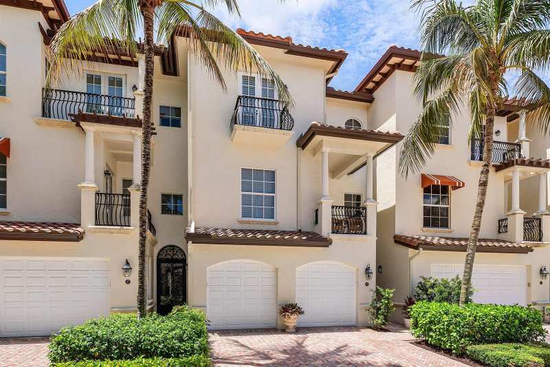 26 Marina Gardens Drive, Palm Beach Gardens FL 33410