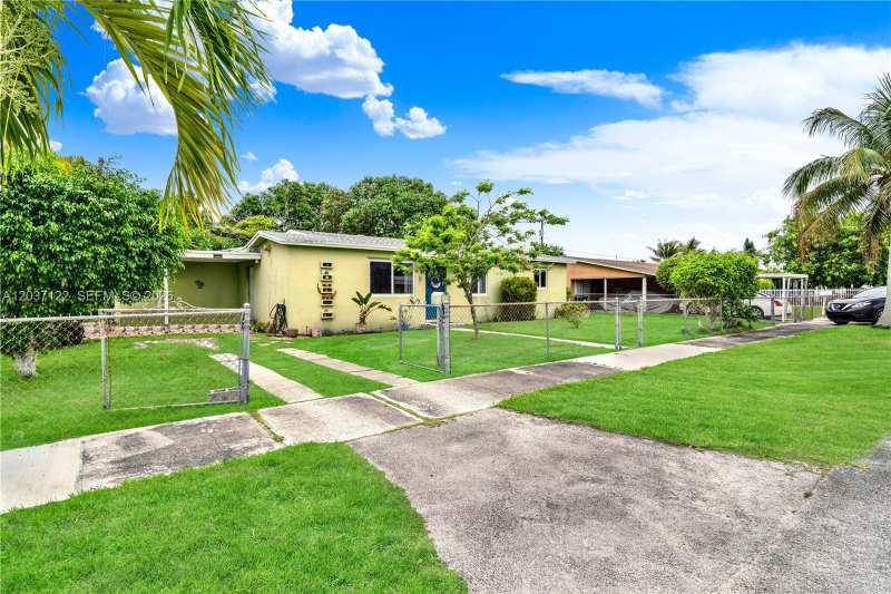 14611 SW 103rd Ct, Miami FL 33176