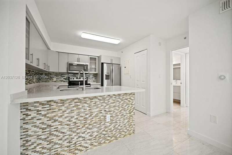 4420 NW 107th Ave # 107, Doral FL 33178