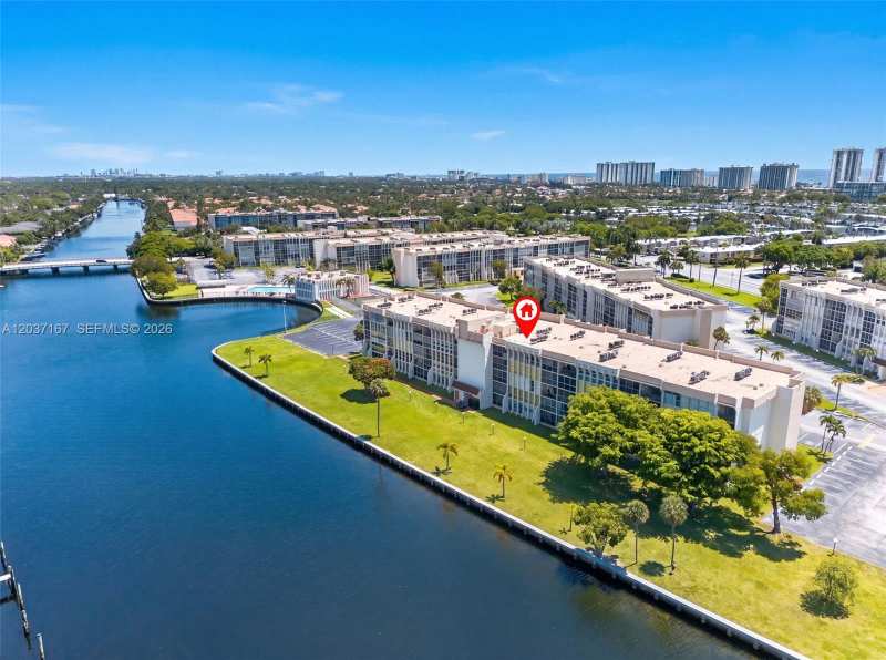 601 Three Islands Blvd # 403, Hallandale Beach FL 33009