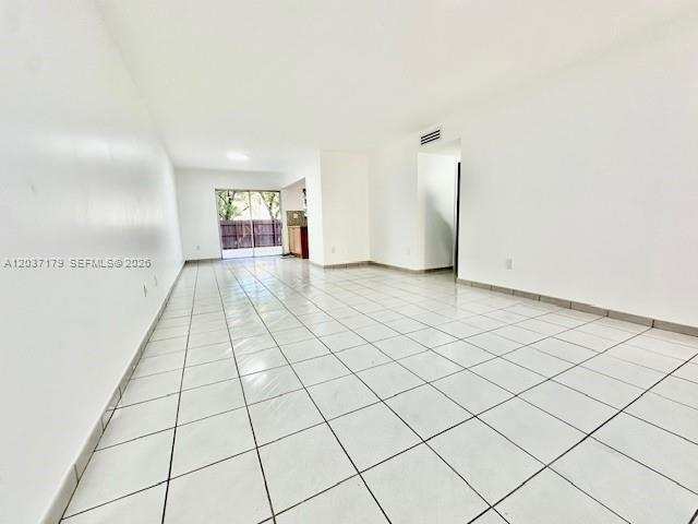 10851 SW 2nd St # K106, Sweetwater FL 33174