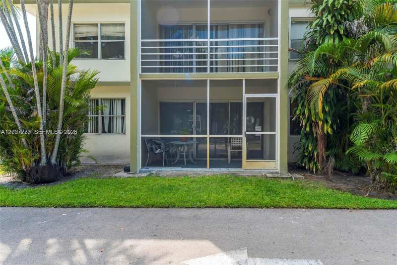 4235 N University Dr # 115, Sunrise FL 33351