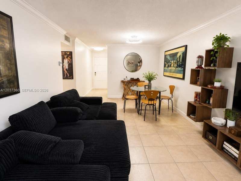 8650 SW 109th Ave # 103, Miami FL 33173