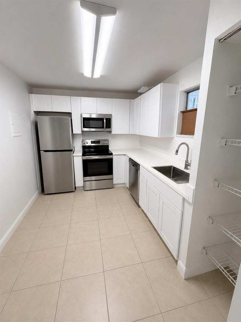 4215 N University Drive # 112, Sunrise FL 33351