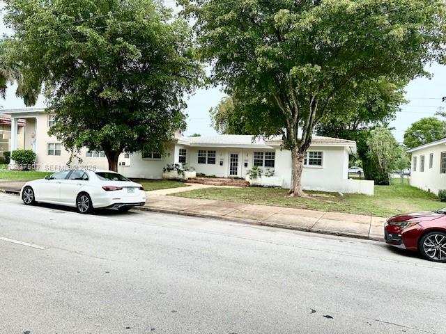 3801 Ponce De Leon Blvd # 3801, Coral Gables FL 33134