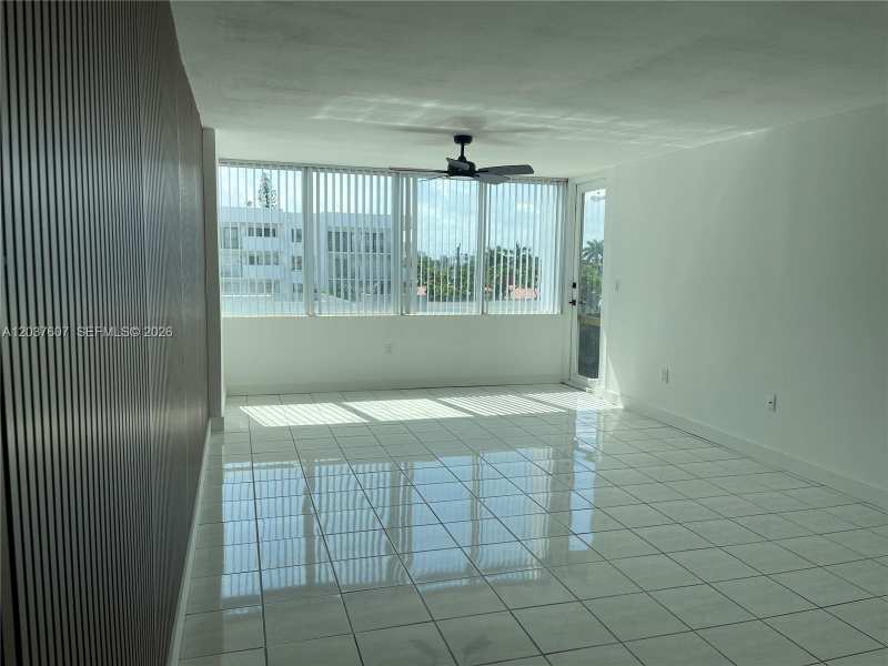 8233 Harding Ave # 408, Miami Beach FL 33141
