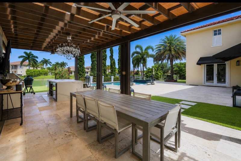8861 Edgewater Place, Parkland FL 33076