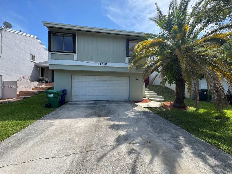 21738 SW 99th Ct, Cutler Bay FL 33190