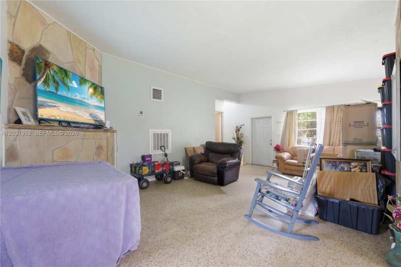 20525 Jacaranda Rd, Cutler Bay FL 33189