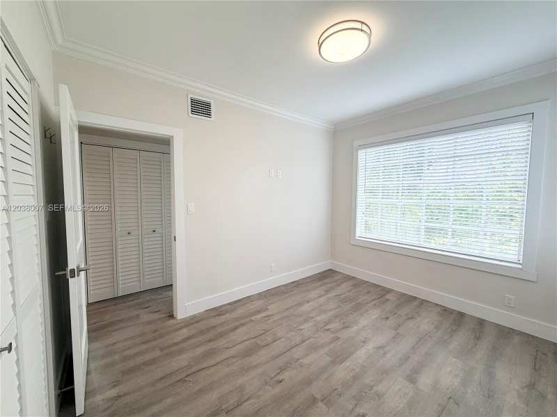 15 madeira ave # 2, Coral Gables FL 33134