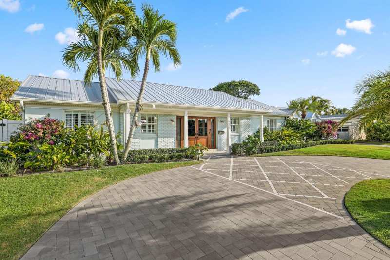 418 Oyster Road, North Palm Beach FL 33408