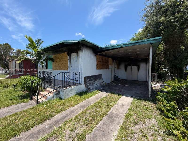1810 NW 55th St, Miami FL 33142