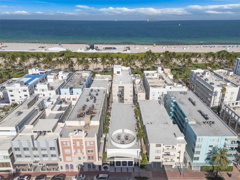 721 Collins Ave, Miami Beach FL 33139