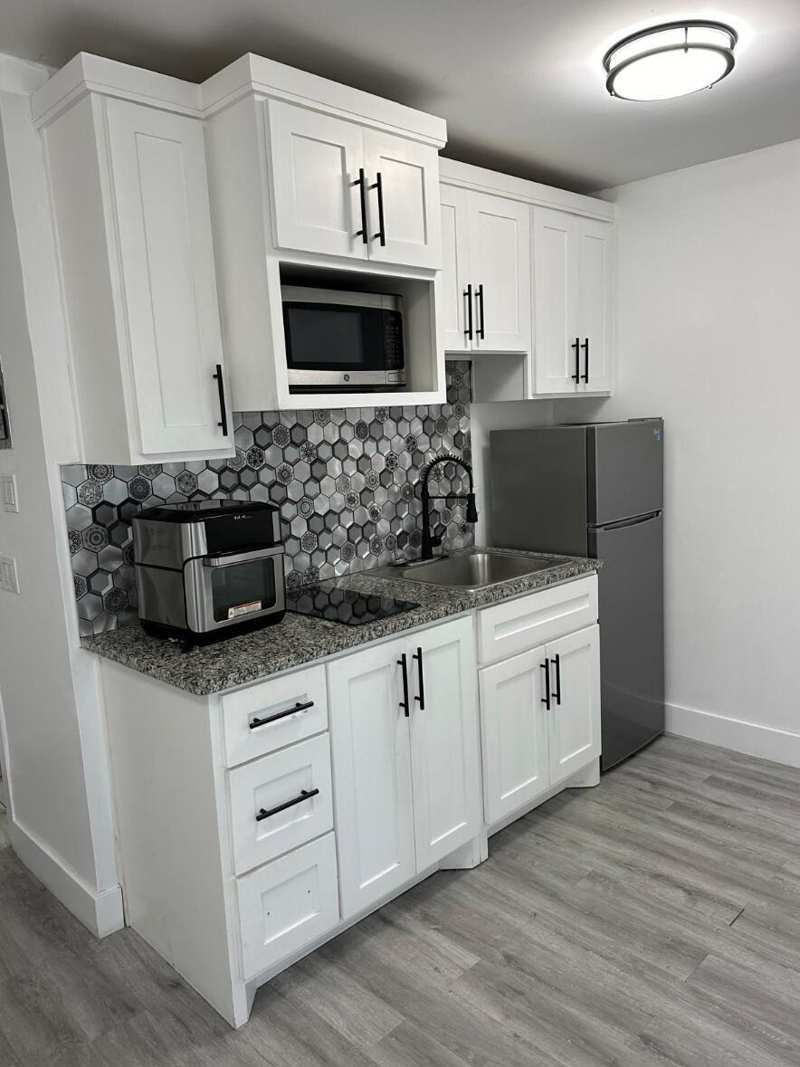 1639 Madison Street # 5, Hollywood FL 33020