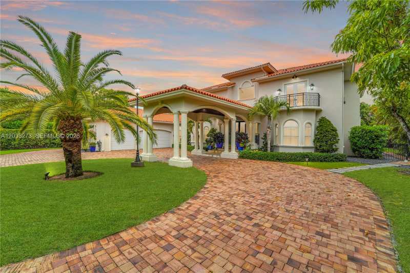 11111 SW 77th Ave, Pinecrest FL 33156