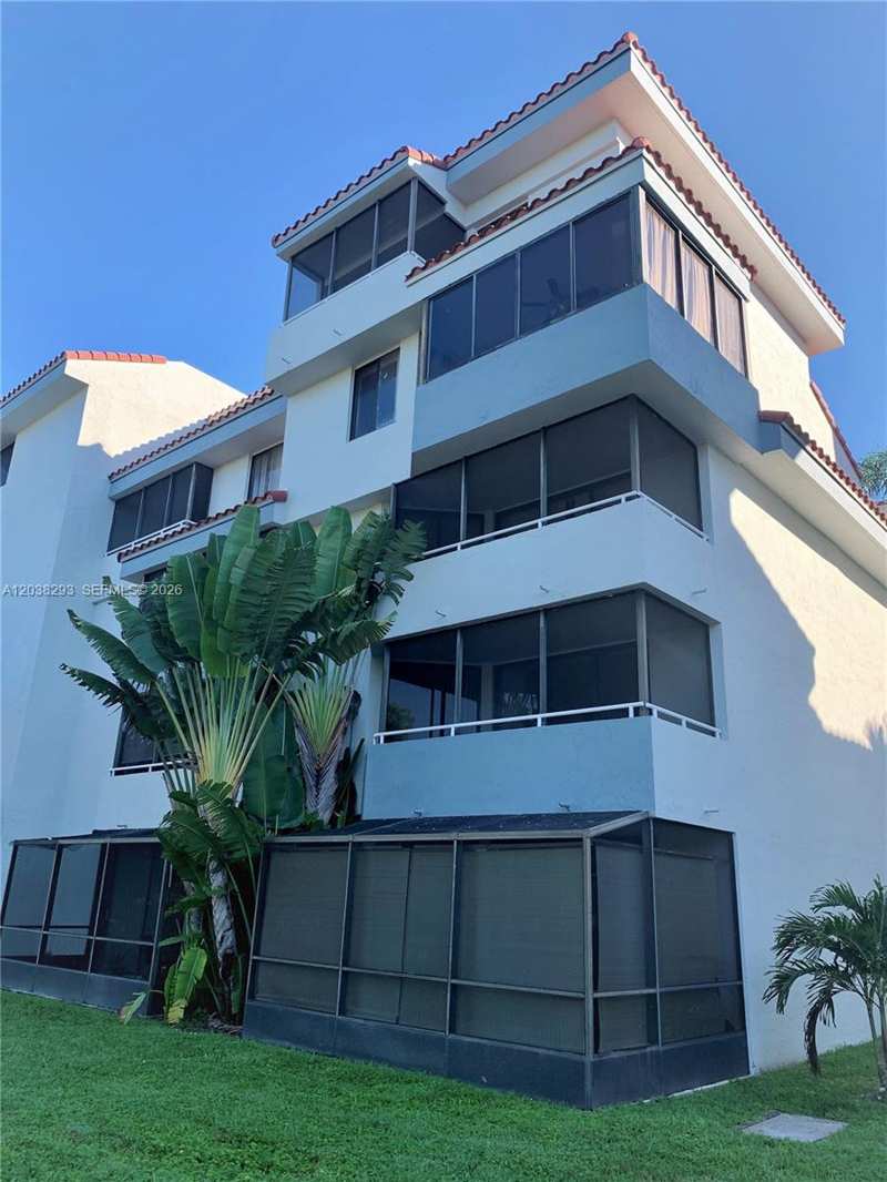 8255 SW 152nd Ave # 101, Miami FL 33193