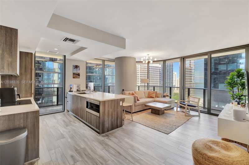 801 S Miami Ave # 2205, Miami FL 33130