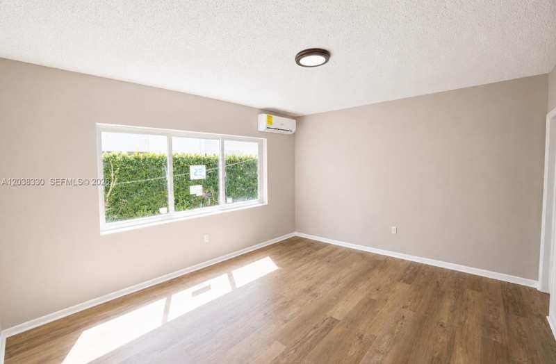7271 Gary Ave # 4, Miami Beach FL 33141