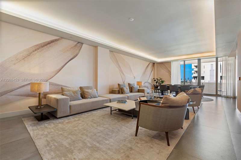 515 Valencia Ave # 802, Coral Gables FL 33134