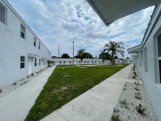 4393 Windsor Avenue # 12, West Palm Beach FL 33407