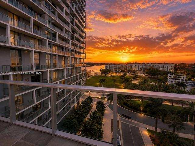 2000 Metropica Way # 304, Sunrise FL 33323