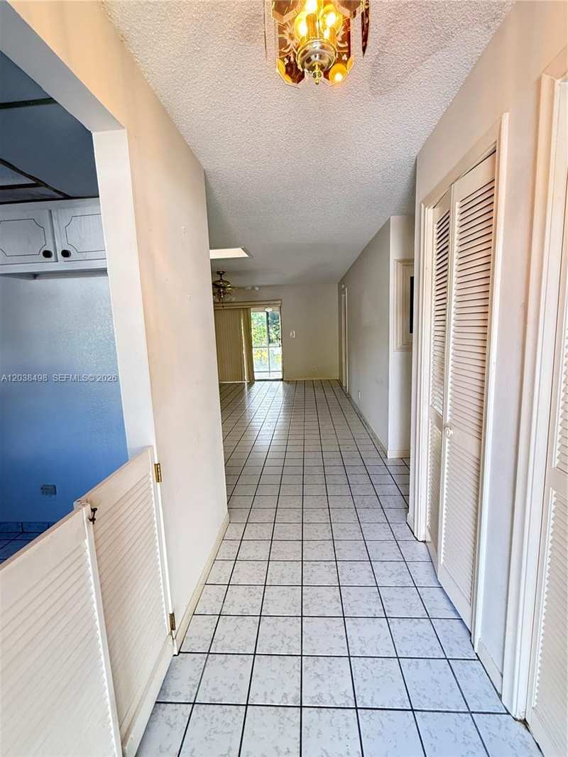 417 SW Natura Ave # A, Deerfield Beach FL 33441