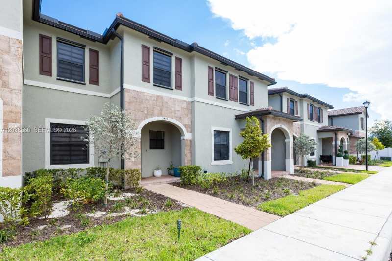 3420 W 111th Pl, Hialeah FL 33018