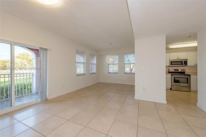 10901 NW 83rd St # 104, Doral FL 33178