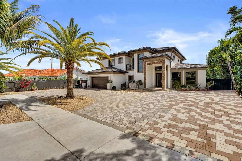 13676 SW 33rd Ter, Miami FL 33175