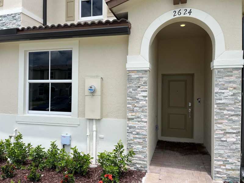 2624 SE 25th, Homestead FL 33035