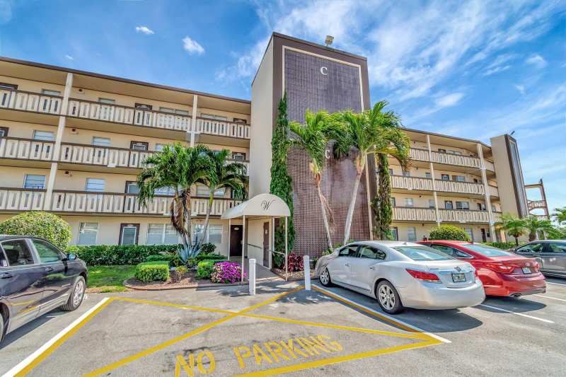 4049 Wolverton C, Boca Raton FL 33434