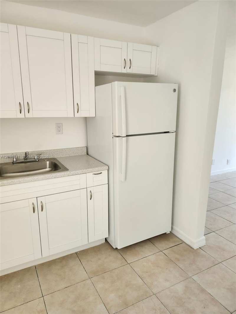 726 21st St # 3, West Palm Beach FL 33407