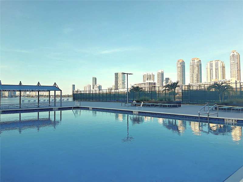 301 174th St, Sunny Isles Beach FL 33160