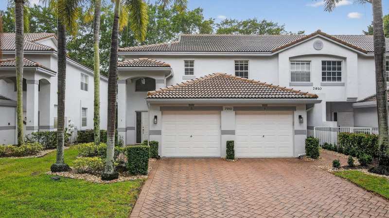 7910 Laina Lane # 3, Boynton Beach FL 33437