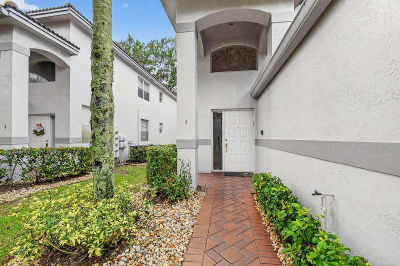 7910 Laina Lane # 3, Boynton Beach FL 33437