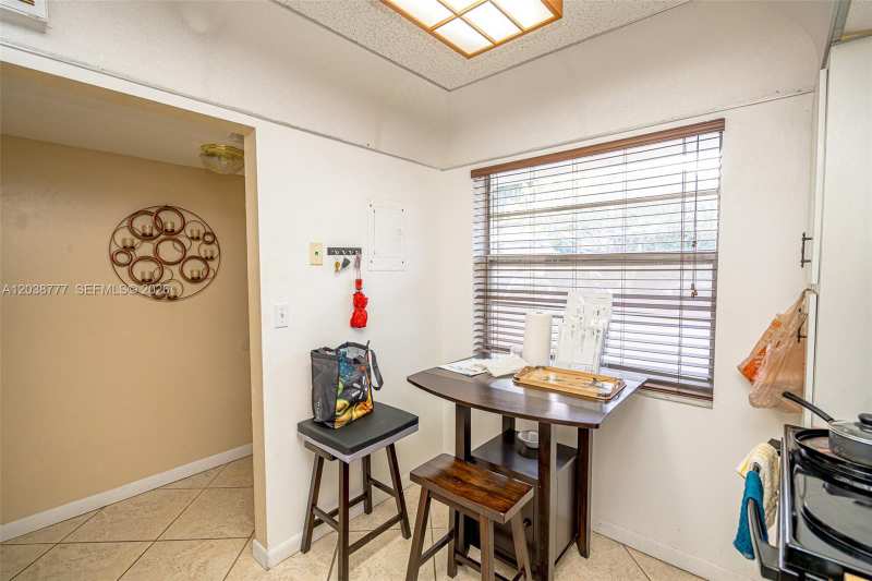 3531 Inverrary Dr # 108, Lauderhill FL 33319