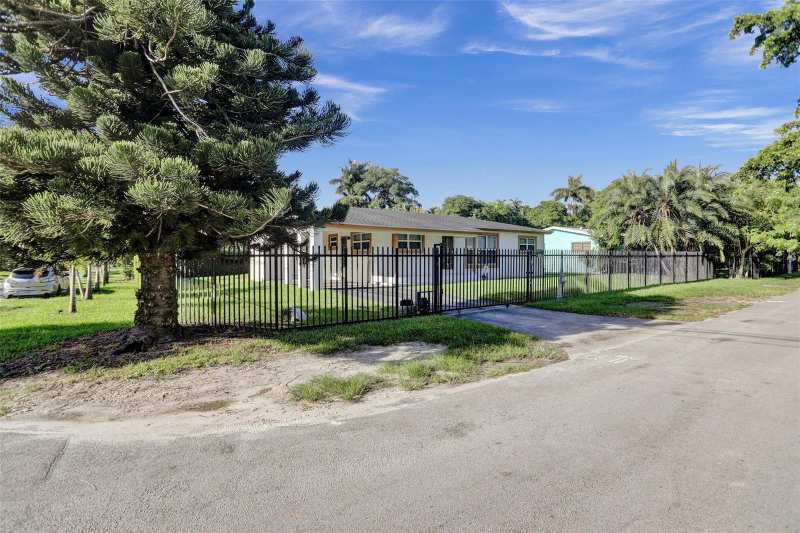 30 NE 139th Street, Miami FL 33161