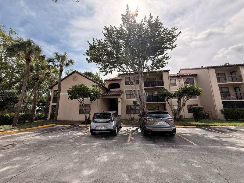 4501 W Mcnab Rd # 10, Pompano Beach FL 33069