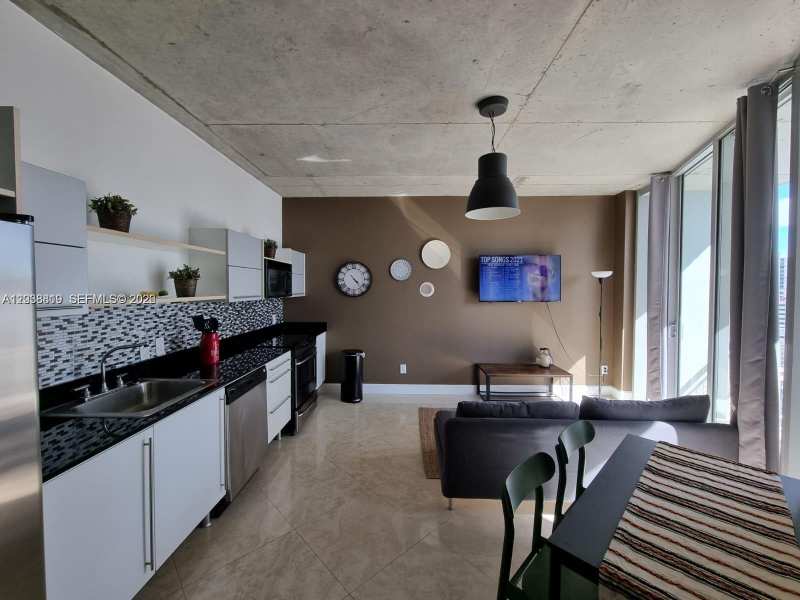 690 SW 1st Ct # 1827, Miami FL 33130