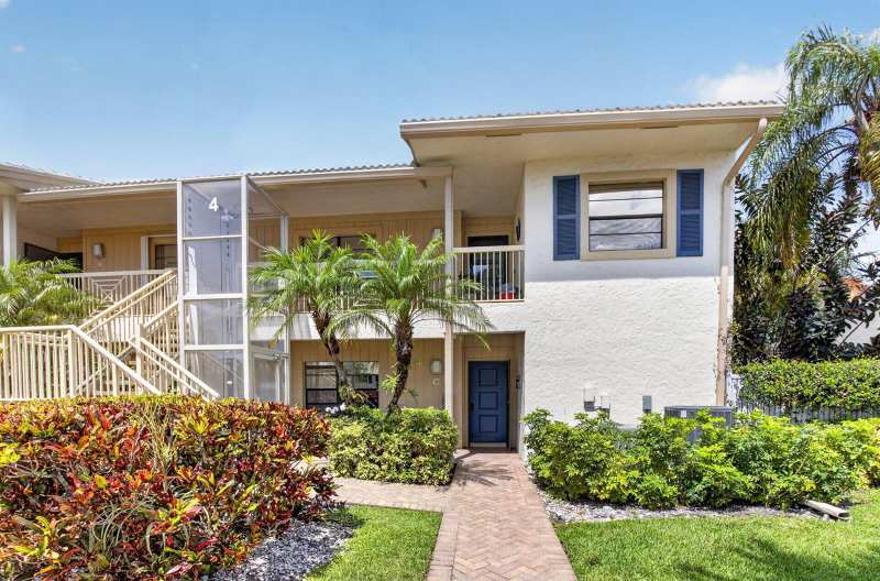 4 Eastgate Drive # C, Boynton Beach FL 33436