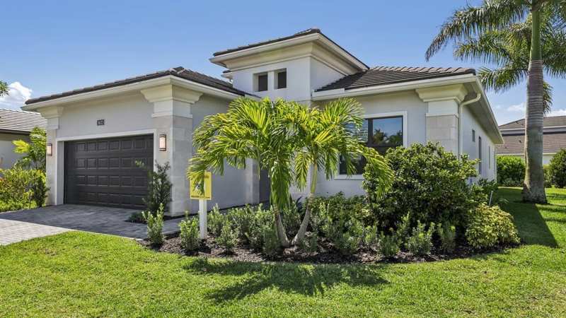 5633 Saint Armands Way, Westlake FL 33470