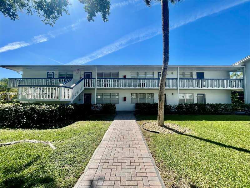 337 Durham J # 337, Deerfield Beach FL 33442