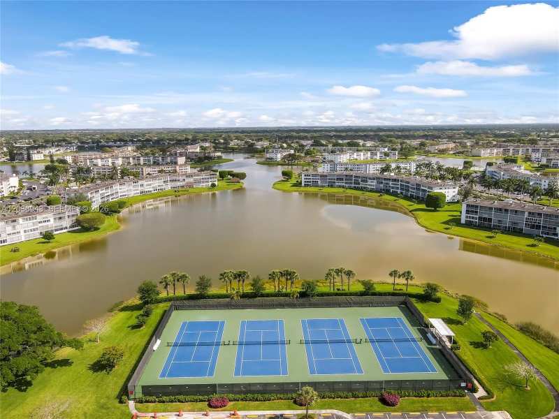 82 Dorset B # B, Boca Raton FL 33434