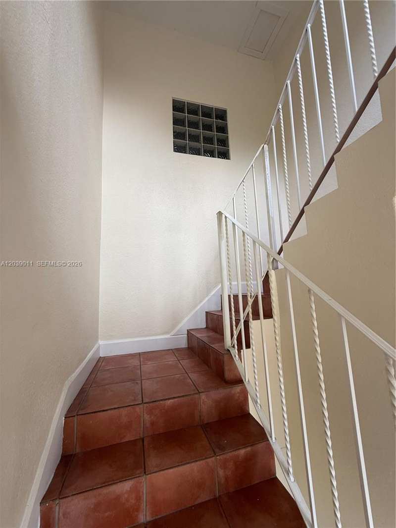 426 NE 77th St Rd # 4, Miami FL 33138