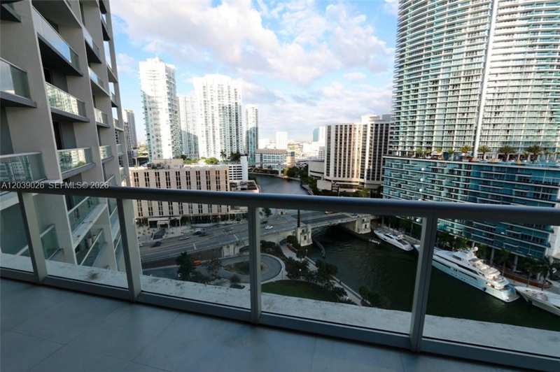 465 Brickell Ave # 4706, Miami FL 33131