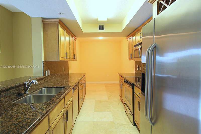 3530 SW 22nd St # 505, Miami FL 33145